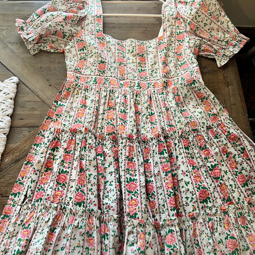 Floral Casual Dress with Pink and Green Accents